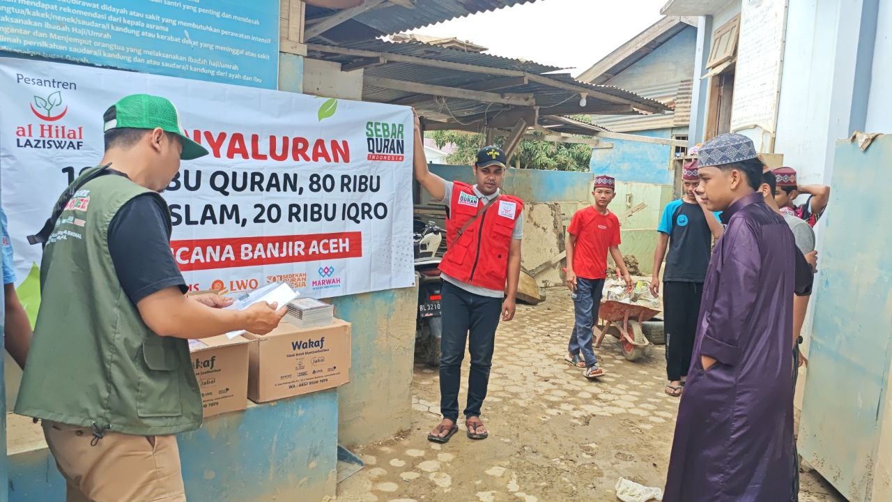 Penyaluran Al-Qur’an untuk Pesantren di Aceh Tamiang, Menguatkan Semangat Pesantren di Tengah Pemulihan Pasca Bencana