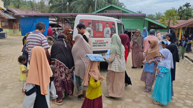 Ringankan Beban Guru Ngaji yang Terdampak Banjir, Laziswaf Al Hilal Salurkan Santunan di Aceh Tamiang