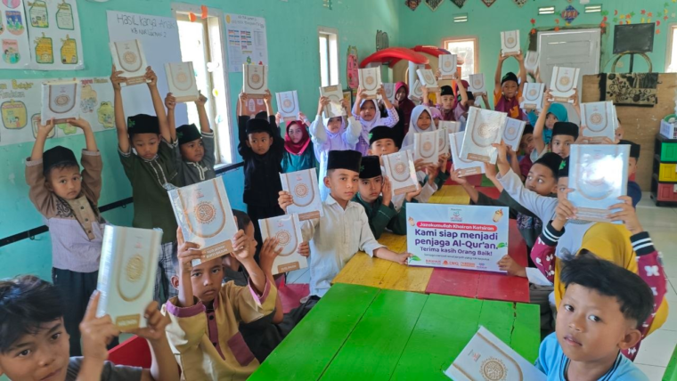 Sebar Quran Indonesia: Berbagi Al-Qur’an di Bulan Muharram untuk Masjid, TPQ, dan Lembaga Pendidikan Islam di Pelosok Ciamis